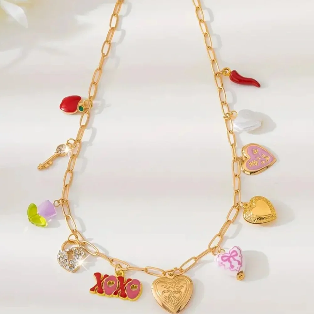 NEW Gold Heart Charm Necklace with Retro Y2K Pendants